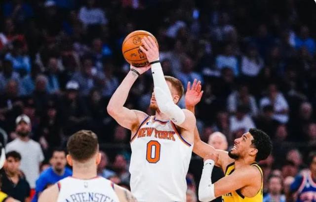 星空体育app官方网站-【现场】弹尽粮绝悲壮出局 尼克斯诠释篮球真谛