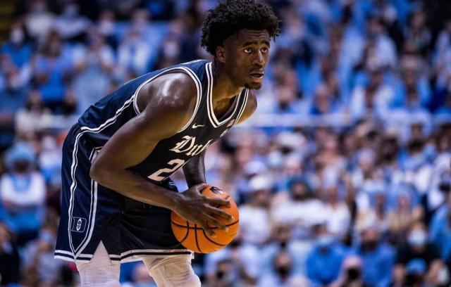 星空体育app-顶级新人常被雪藏 夏季联赛对NBA各队有多重要？